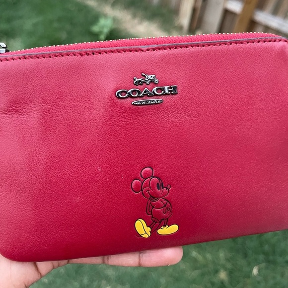 Disney Coach Wristlet Purse Mickey Mouse - Picture 2 of 5